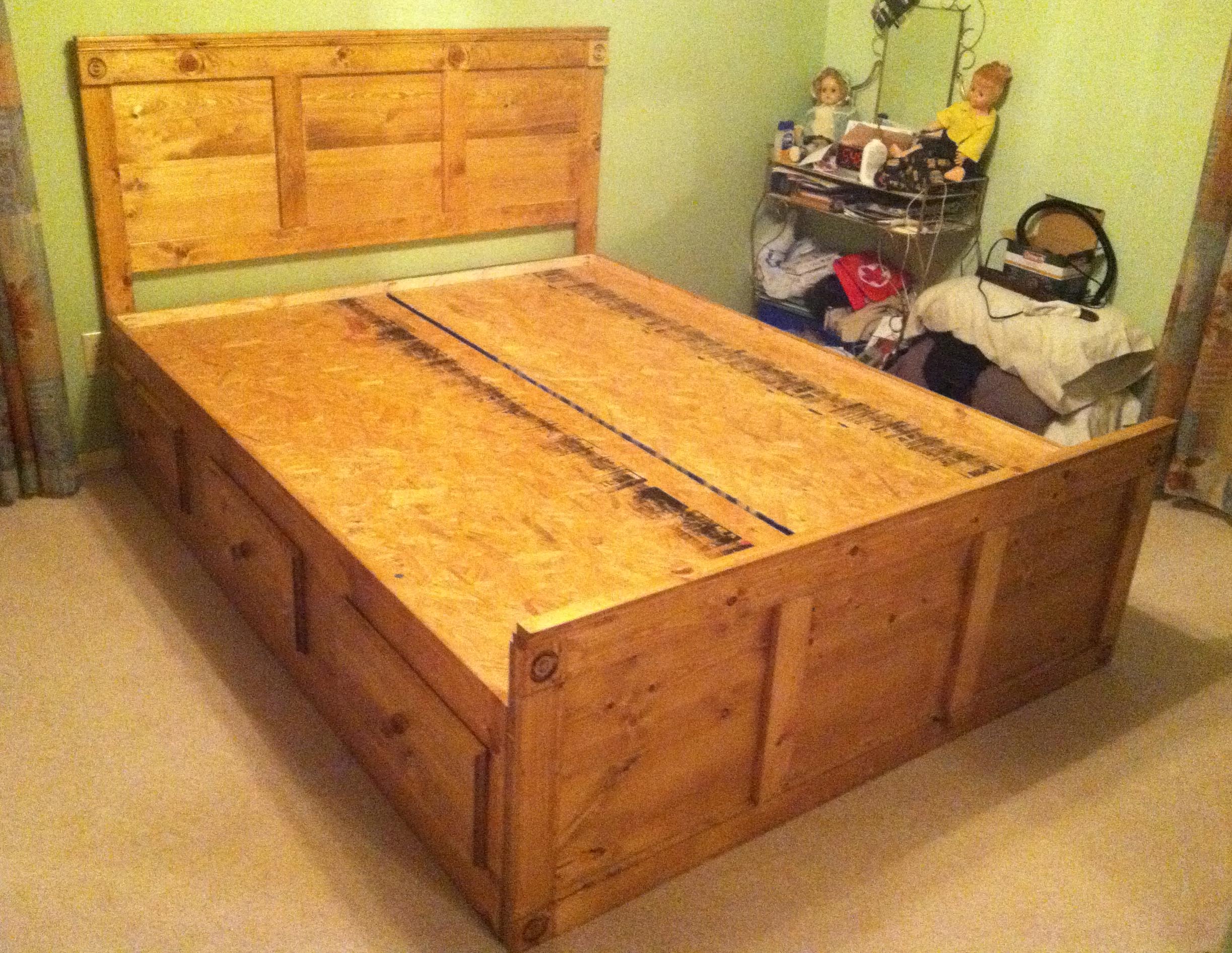 Queen Size Captains Bed With Drawers